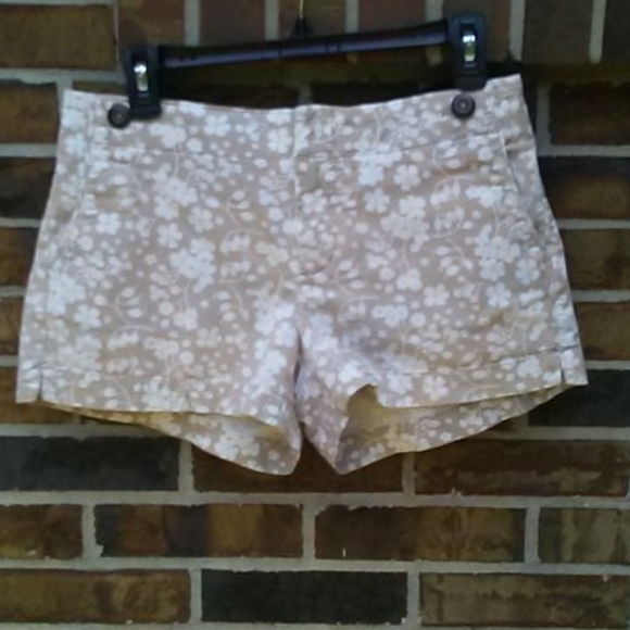 GAP Pants - GAP Floral Shorts